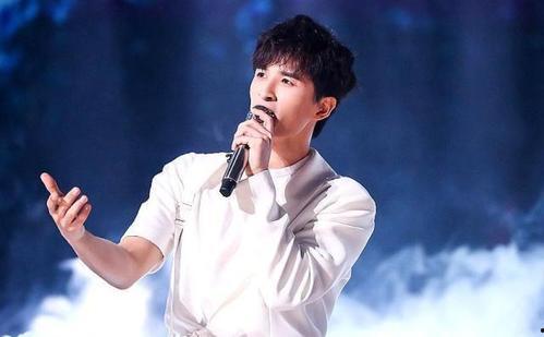 张远直播爆料视频大全最新,揭秘娱乐圈不为人知的幕后故事  第2张